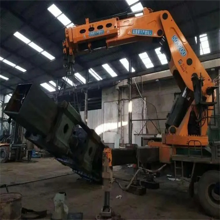 任县200吨折臂吊出租